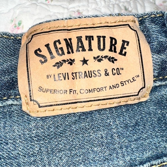 Size 8 PAIR BOYS jeans Boot Cut & Straight Leg Levi’s & Cat & Jack - Picture 4 of 8